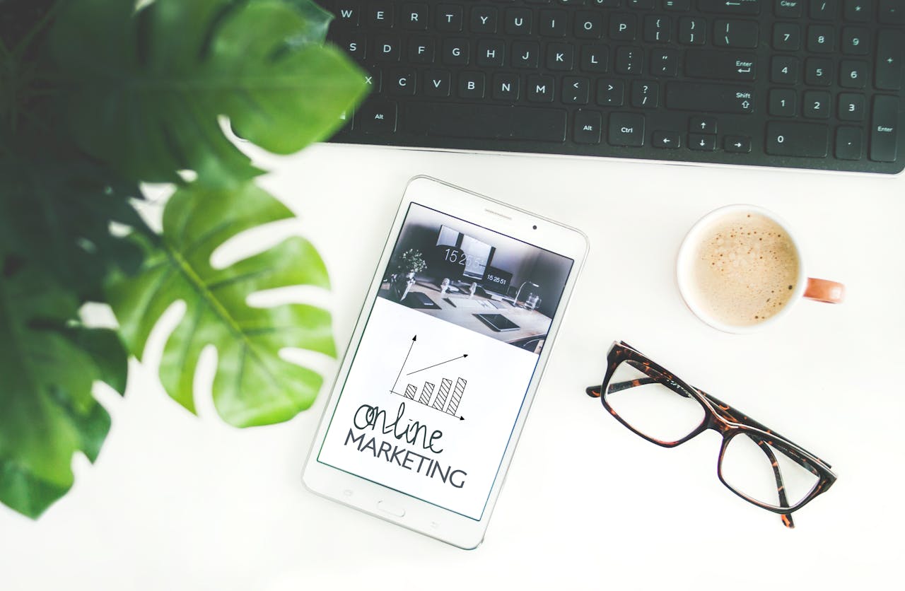 Building Customer Loyalty for E-commerce: Programs That Work